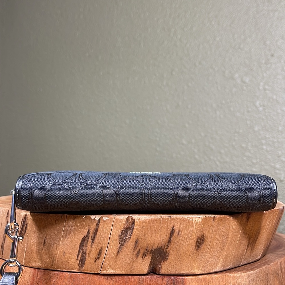 NEW COACH LONG ZIP AROUND WALLET IN SIGNATURE JACQUARD & REFINED CALF LEATHER - Picture 9 of 16